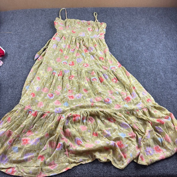 Billabong Dresses & Skirts - BILLABONG Women’s Green Floral Sun Dress Spaghetti Strap Tie Back size: Medium